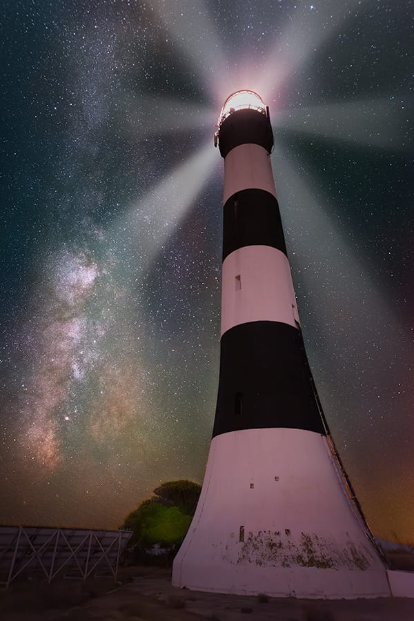 Le phare de Faraman et la Voie lactée