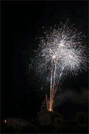 Feux d'artifice : bouquet à droite